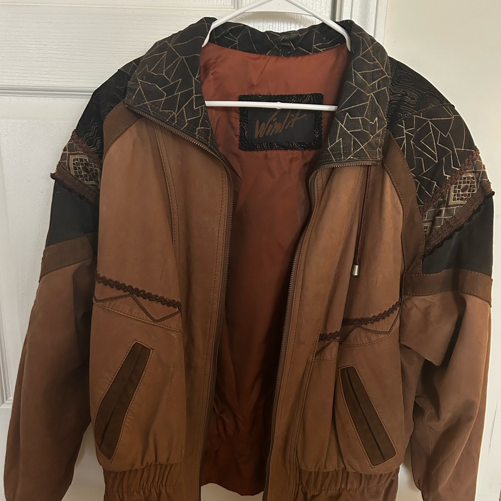 Winlit authentic vintage brown patterned leather jacket.